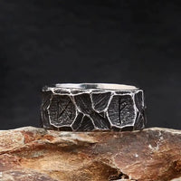 Bague  Gothique Homme ciselée en acier