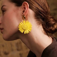 Boucles d’Oreilles Marguerite – Éclat Solaire