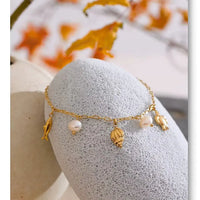 Bracelet d’Été – Charms Coquillage & Perles Naturelles