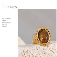 Grosse Bague Dorée avec Pierre Œil de Tigre ou Malachite – Élégance