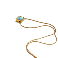 magnifique collier et pierre d'opale